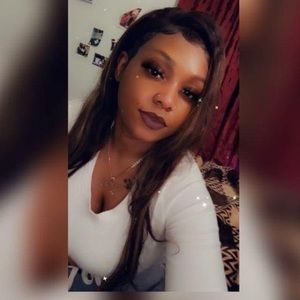 Meet your Posher, La belle